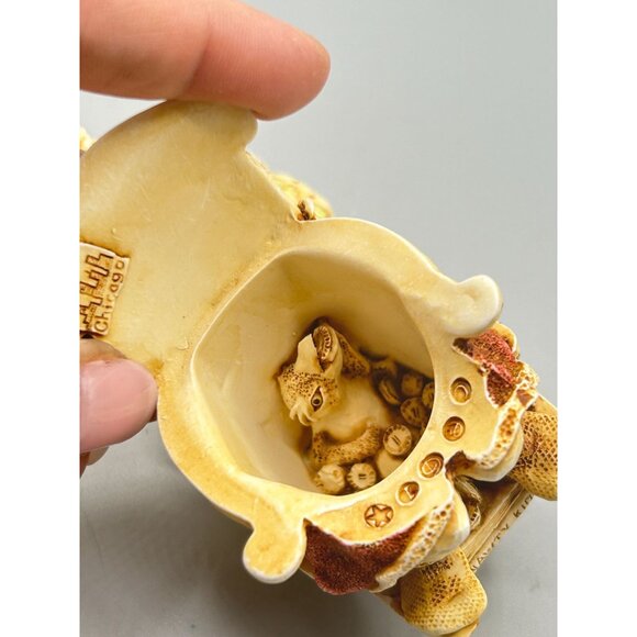 Harmony Kingdom Jingle Bell Rock Santa in Rocking Chair UK Made Figurine 1998 - Picture 9 of 12